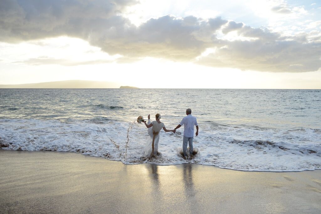 Maui Beach Wedding: Annika and Frank