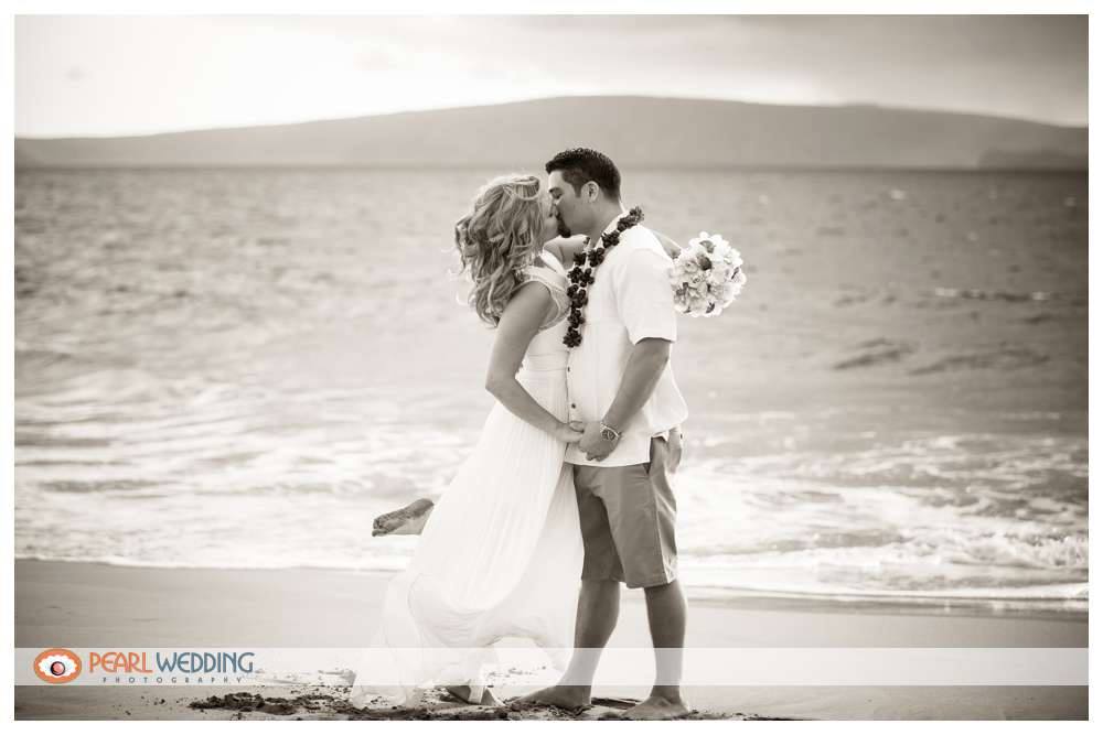 Maui Beach Wedding: Christy & Zack