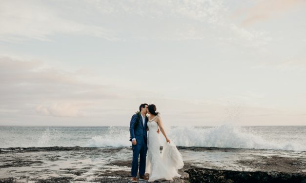 Simple Pineapple Wedding at the Olowalu Plantation House