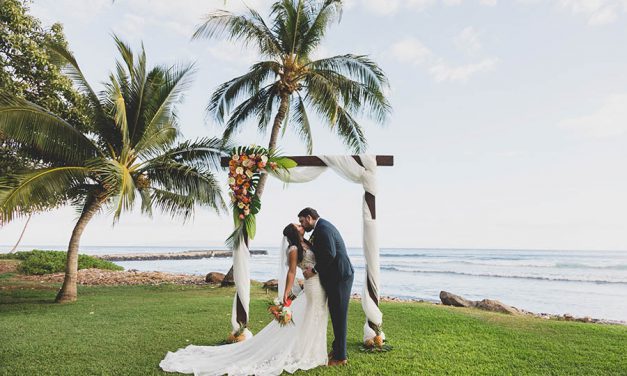 Coral Tropical Maui Wedding at the Olowalu Plantation House