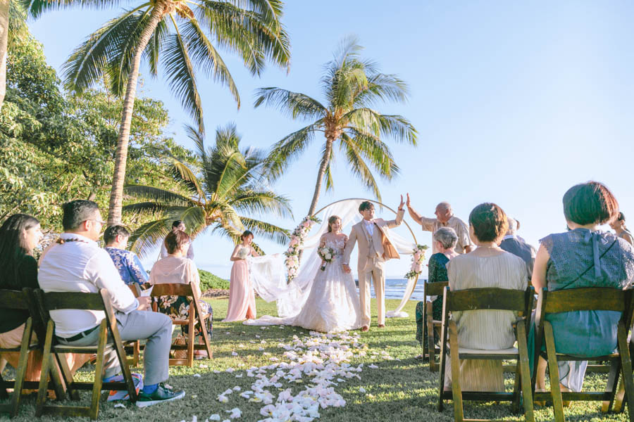 Blush Spring Maui Wedding at the Olowalu Plantation House