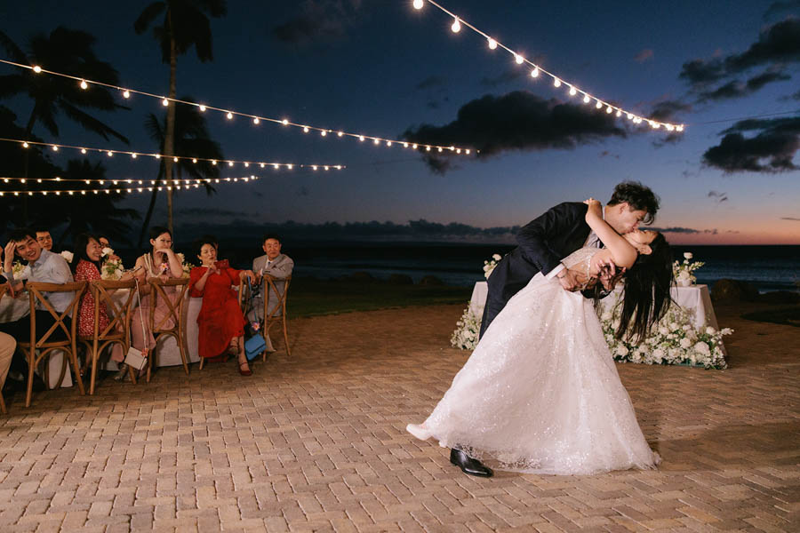 Romantic Intimate Maui Wedding at the Olowalu Plantation House