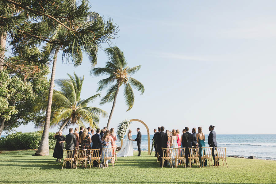 Romantic Maui Wedding in White + Green at the Olowalu Plantation House