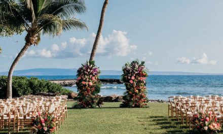 Vibrant Colorful Maui Wedding at the Olowalu Plantation House