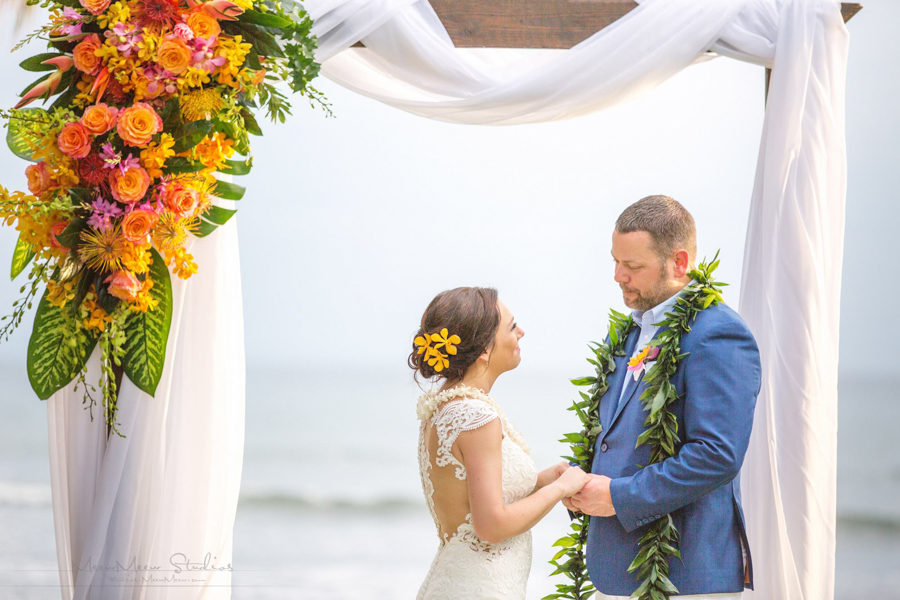 Olowalu Maui Wedding: Marianne + Brian
