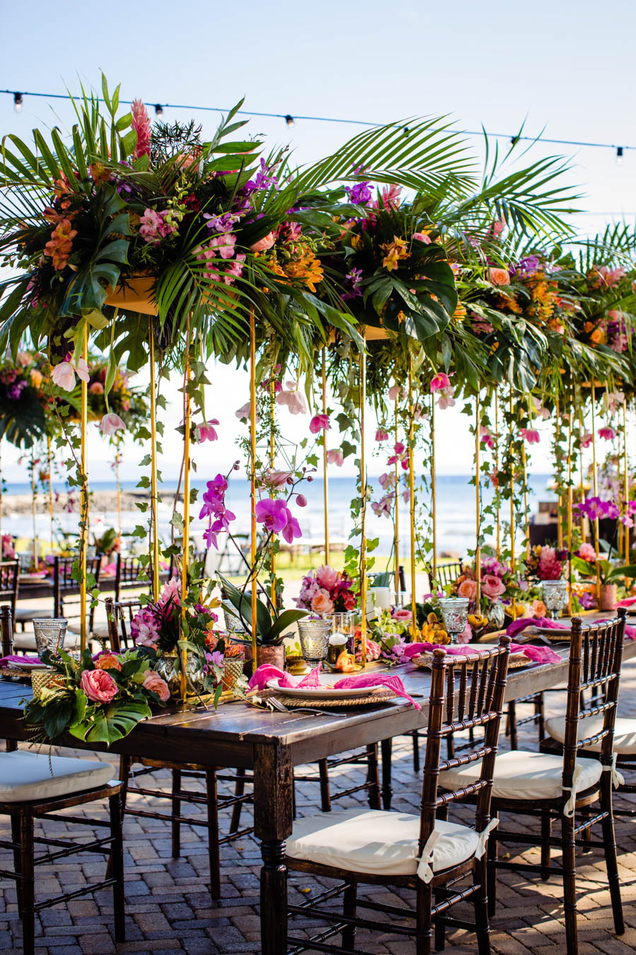 Modern Tropical vs Vintage Tropical - Which Do You Prefer? - Makena Weddings