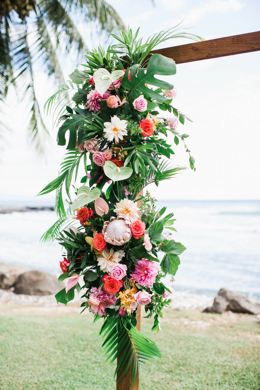 Gorgeous Wedding Arch Ideas for your Maui Wedding - Makena Weddings